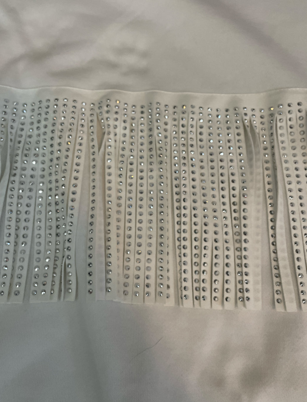 Main Strip White Fringe Sweatshirt (1x)