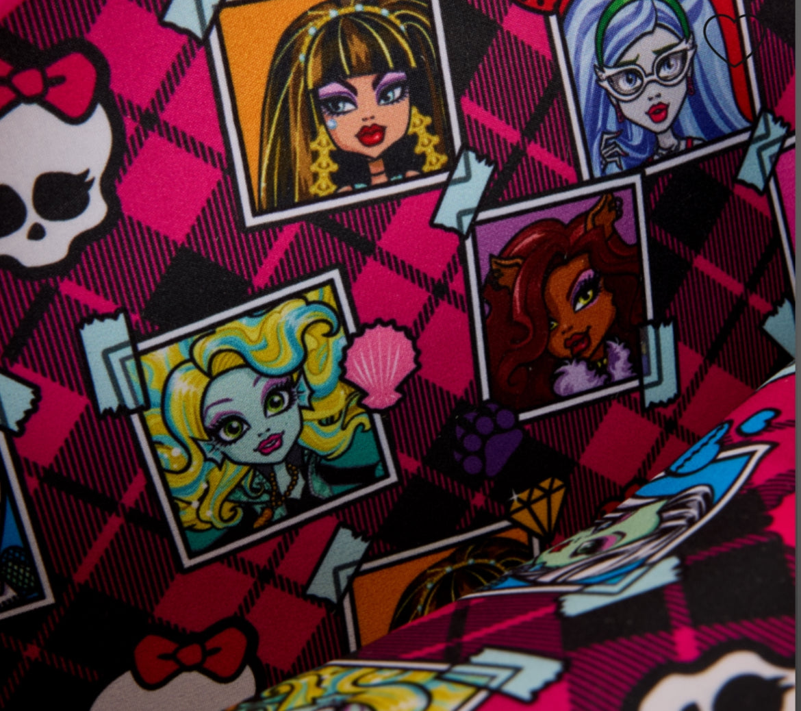 Loungefly Monster High Skullette Figural Crossbody with Coin Bag.