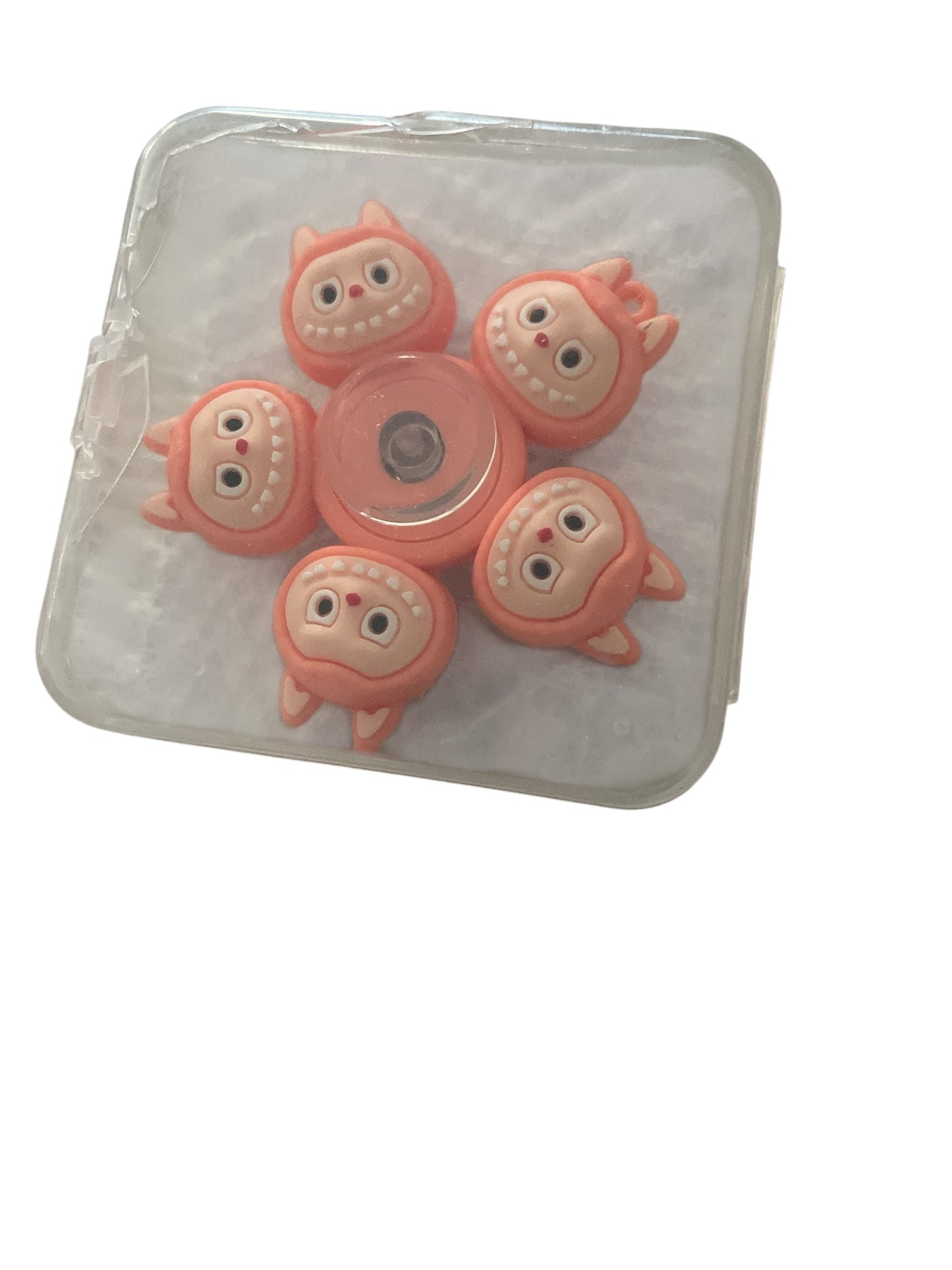 Monster-Themed face-changing spinner