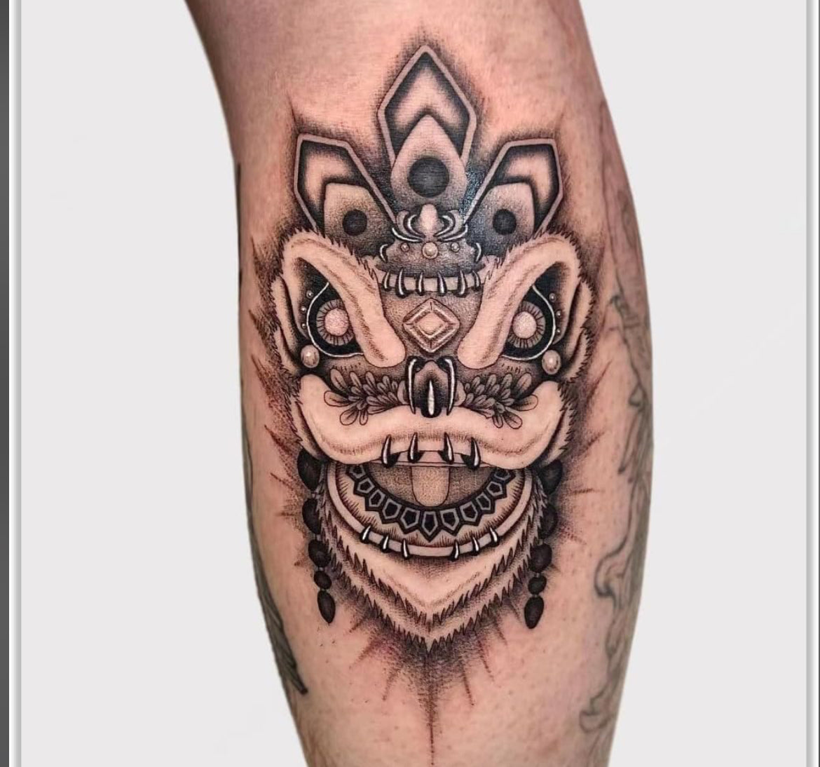 Tattoo Tech, 2 Sheets Medium Semi Permanent Tattoo Chinese Lion Dance Design