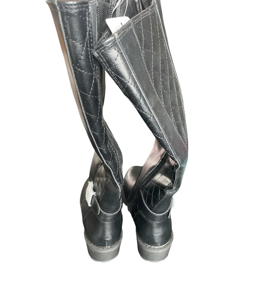 St. John’s Bay Black Quilted Riding Boot with Buckle (5)