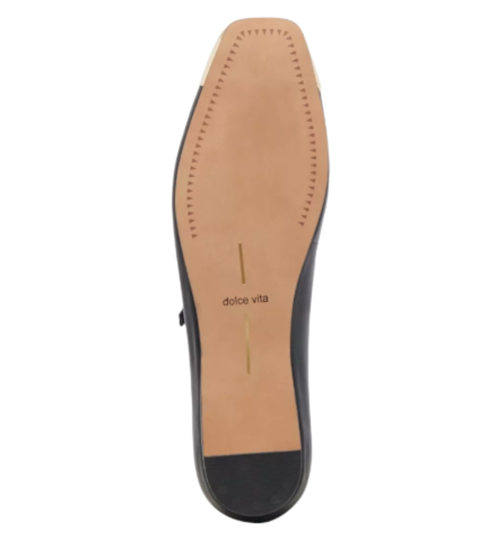 Dolce Vita. Reyes Toe Cap Flats (9.5)