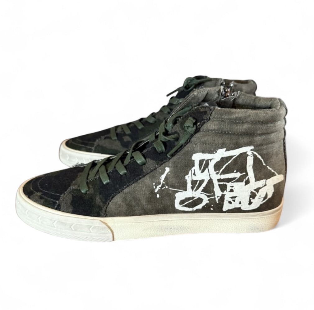 Vintage Havana Camo High Top Sneakers (10)