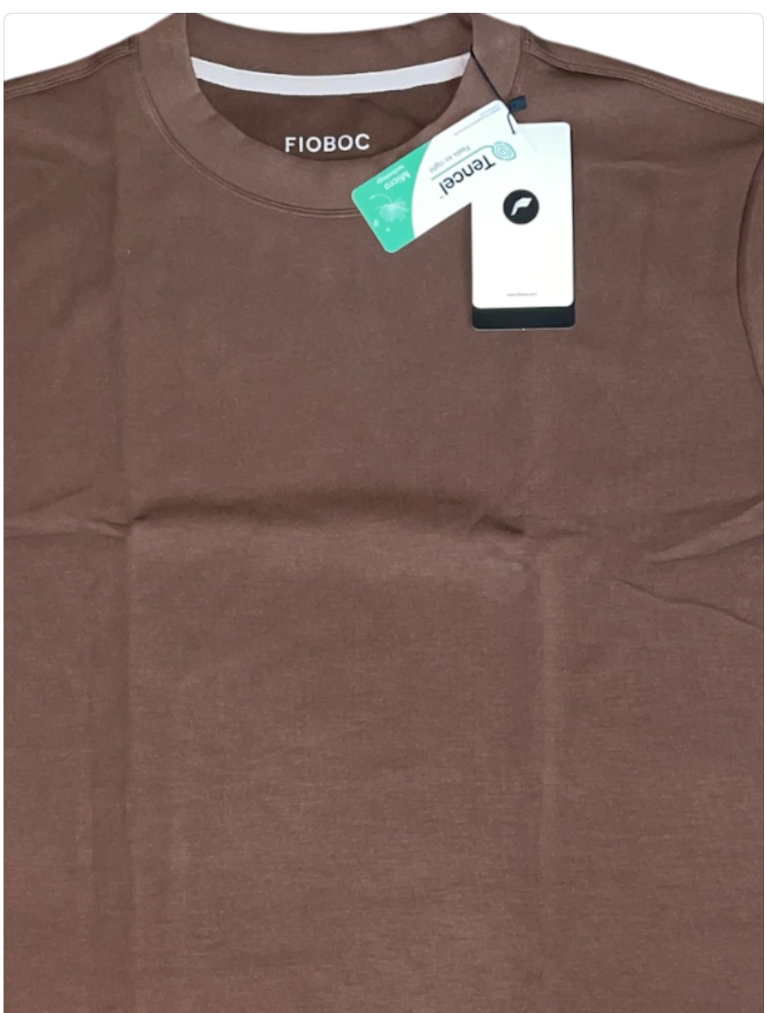 Fioboic brand mocha crew-neck T-shirt in Tencel fabric.(3x)