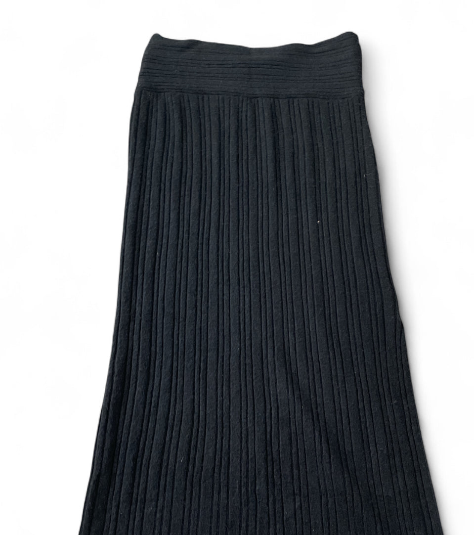 Wild Fable Black Sweater Skirt (Large)