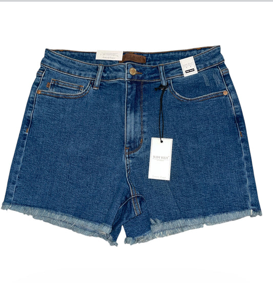 Judy Blue denim vintage high-rise cut shorts with a frayed hem.(XL)