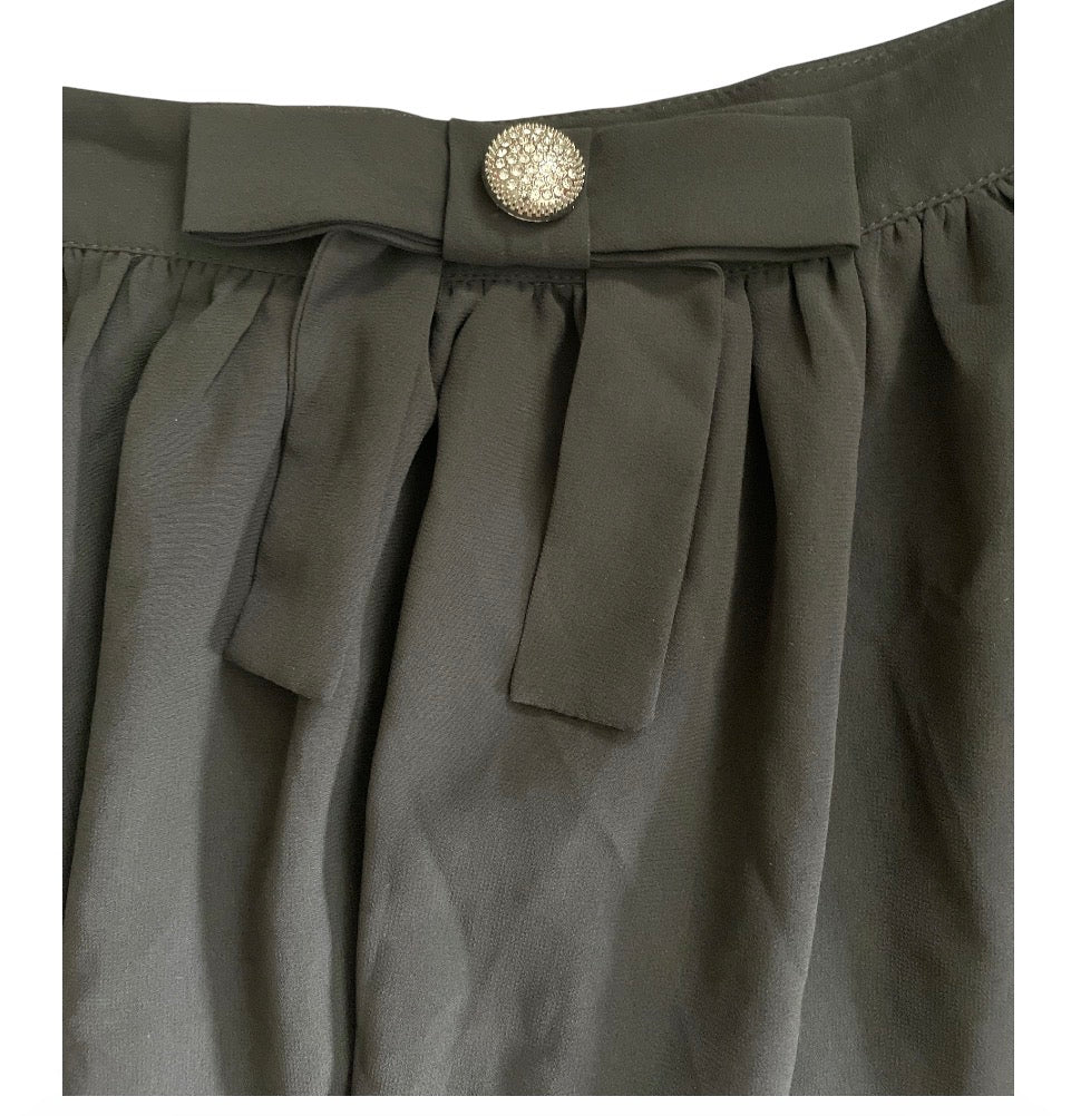 Commense black lightweight chiffon mini skirt with embellished bow (Large)