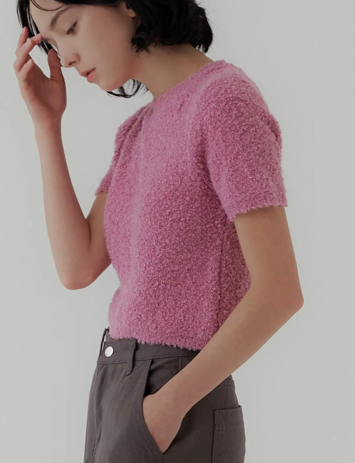Double Zero short-sleeve fuzzy knit cropped top (Medium)