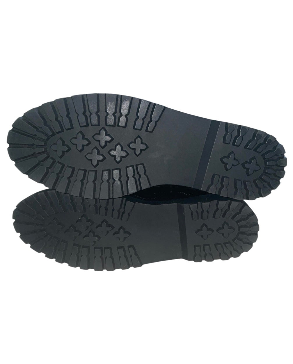 Jones New York black patent leather loafers.(9)