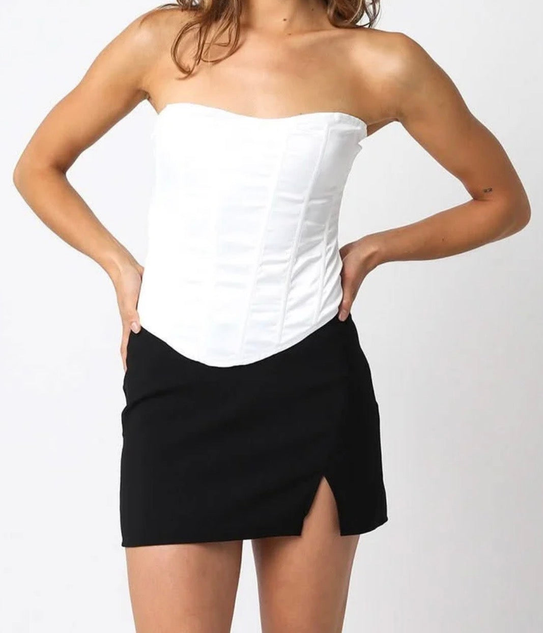 Olivaceous Back To Basics Black Micro Mini Skirt (Large)
