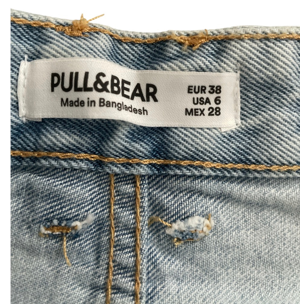 Pull&Bear light-wash denim mini skirt (Large)