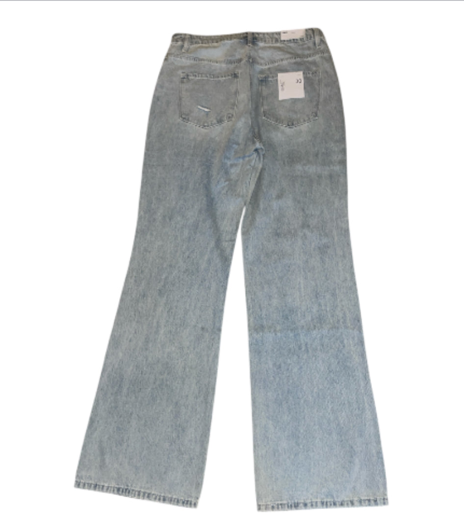 Vervet Leslie 90’s Flare Distressed Jeans (30”waist)