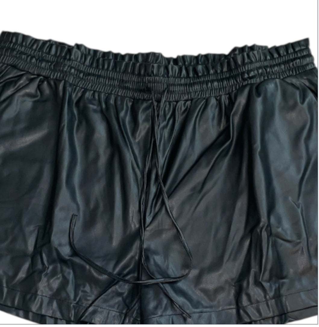 Heyson Black Faux Leather Shorts (3x)