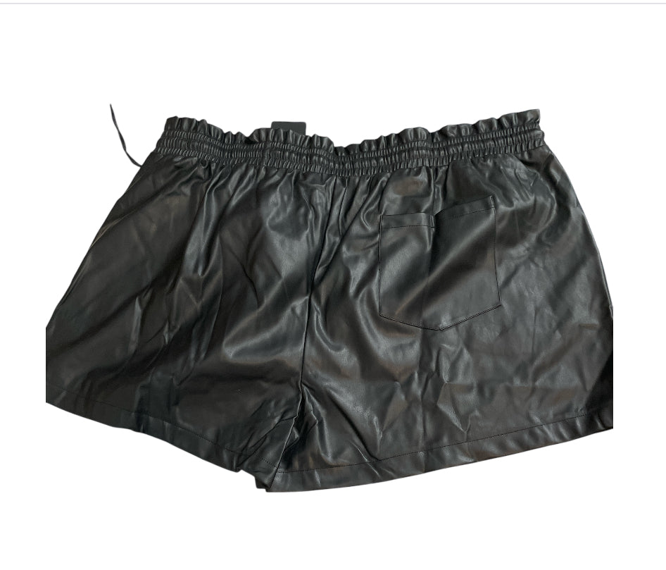 Heyson Black Faux Leather Shorts (3x)