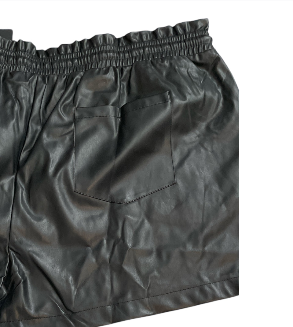 Heyson Black Faux Leather Shorts (3x)