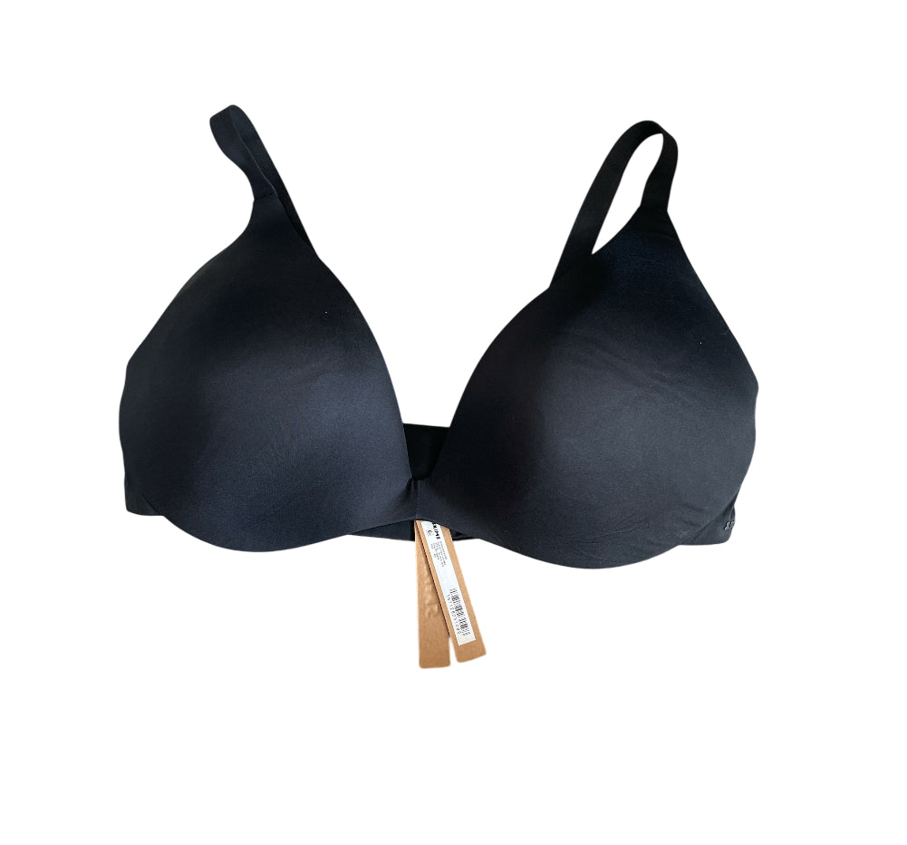 SKIMS Wireless Form Super Push-Up Plunge Bra (40D)