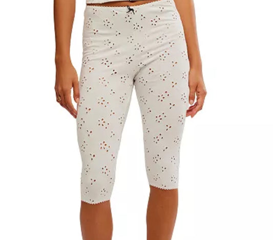 Free People Full Bloom Capri in Ivory (X-Small)