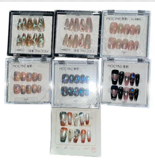 Handmade High Quality Press-on Nails set of 7