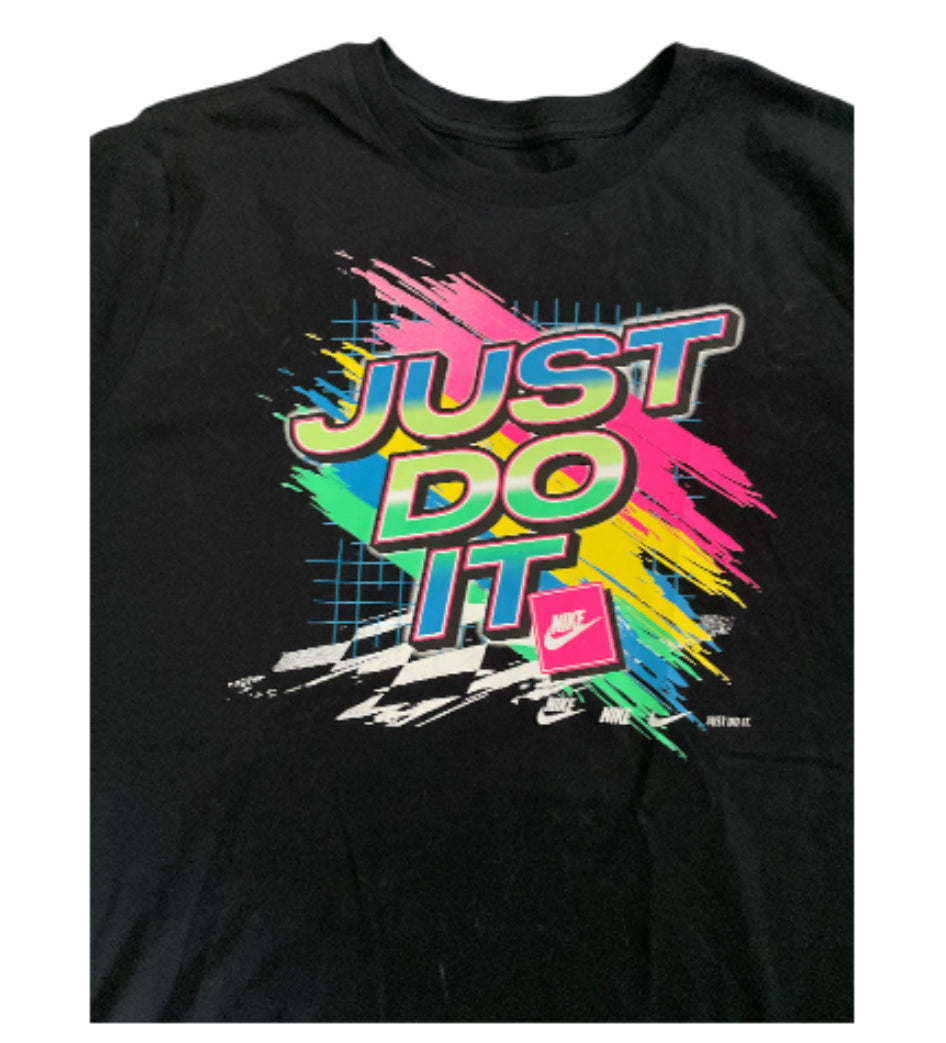 Nike Sportswear Just Do It Graphic Tee Black (Large)