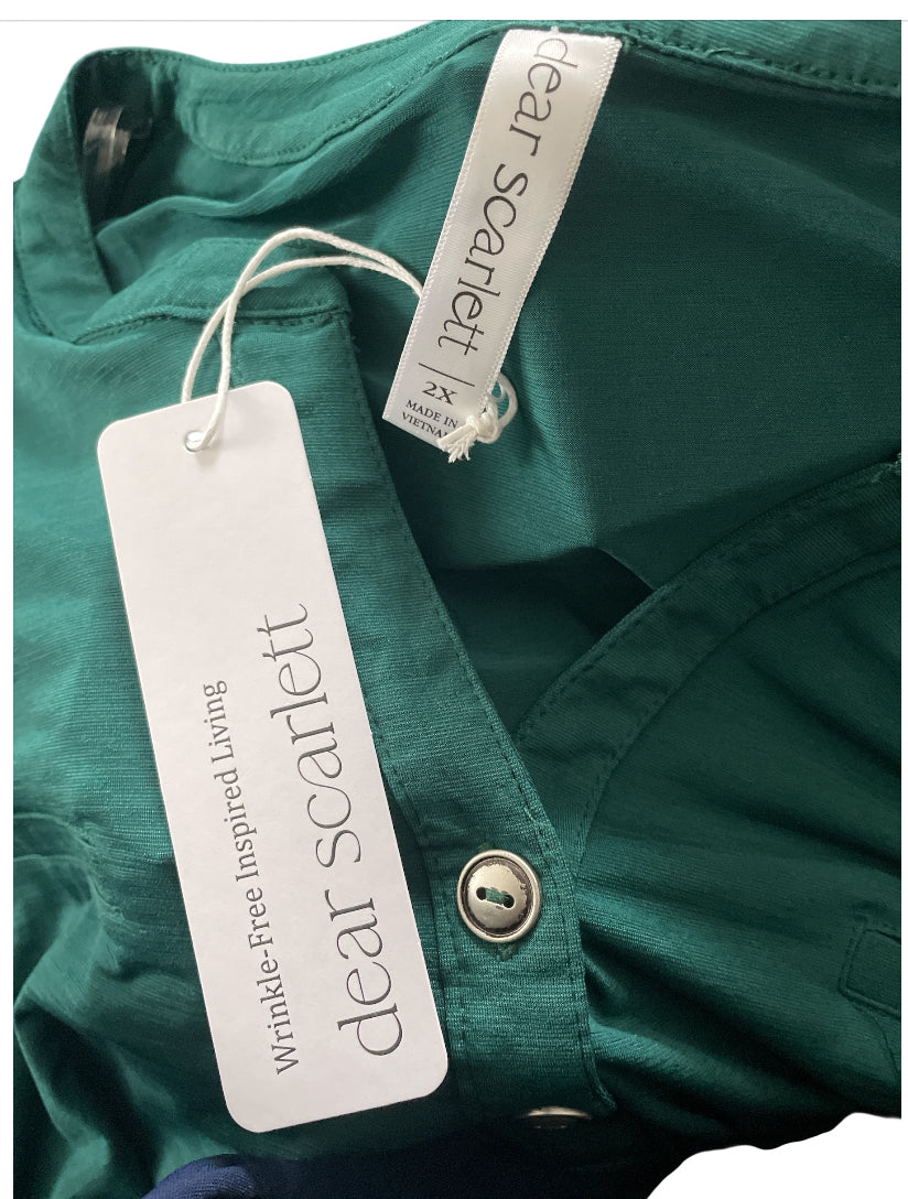 Dear Scarlett Solid 3/4 Sleeve Lizzy Top in Jewel Green (2x)