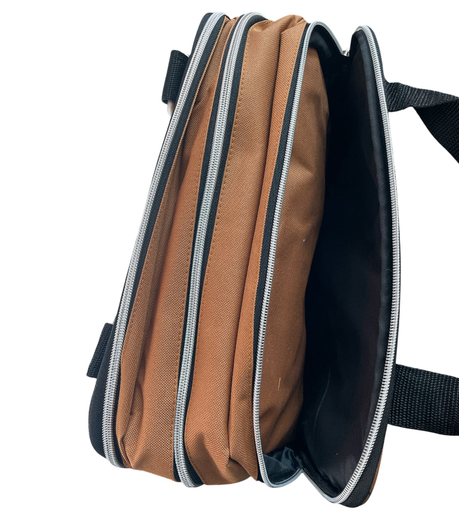 Kuni Ultimate Versatile Gray/Green Bag