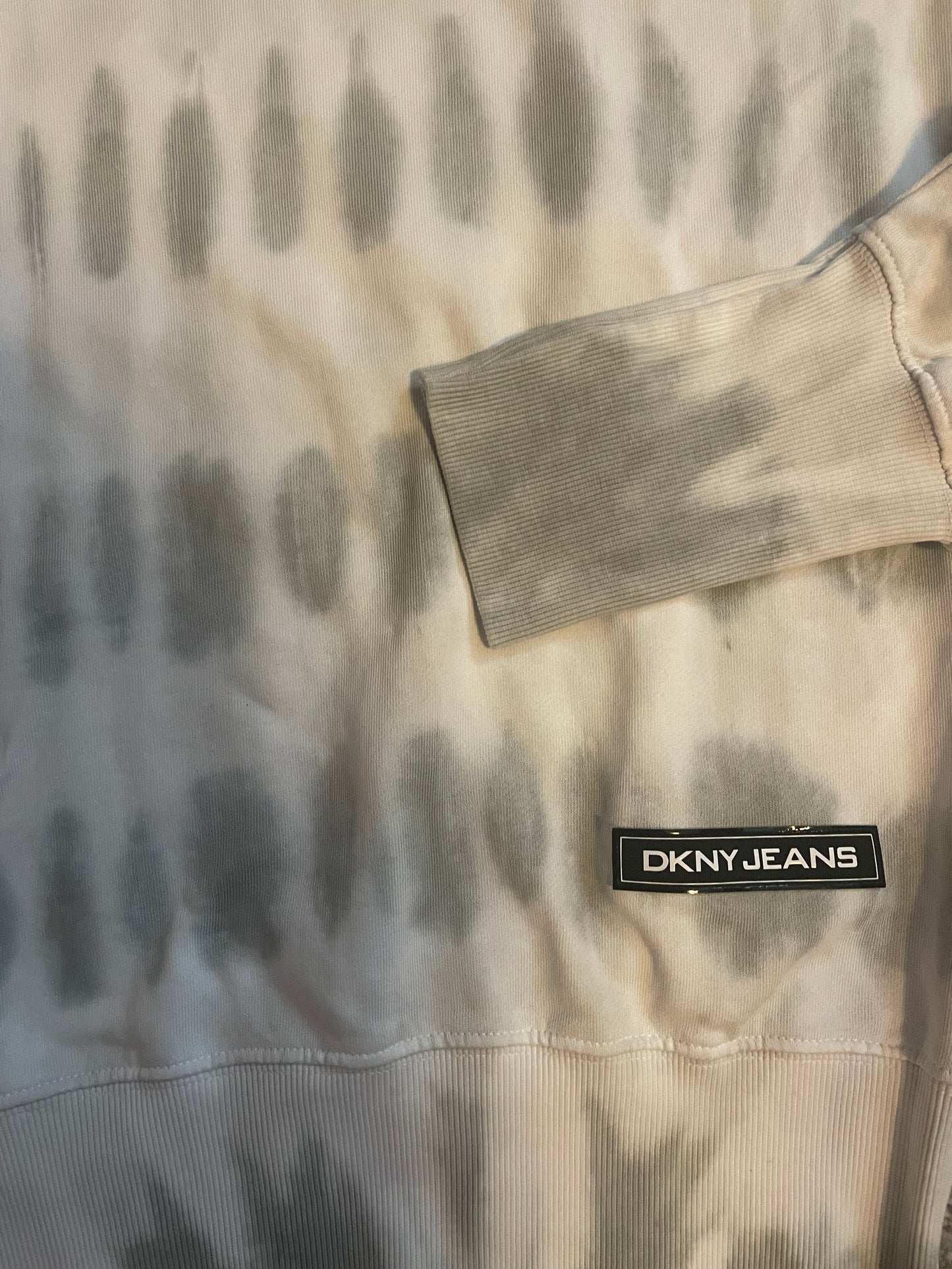 DKNY Cozy Soft Everyday Tie-Dye Sweatshirt (Medium)