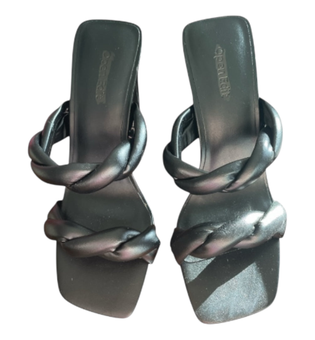 Open Edit Remmy Twist Black Heeled Sandal.(8)