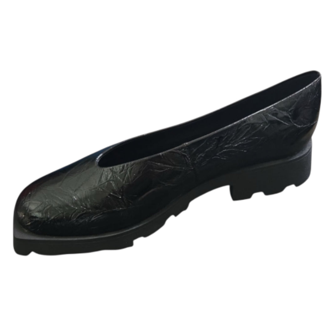 Katy Perry The Daarling slip-on loafer in black faux patent leather (10)