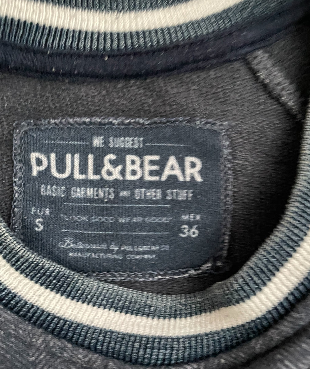 Pull + Bear "PROPERTY of Nobody" Sweatshirt.(Small)