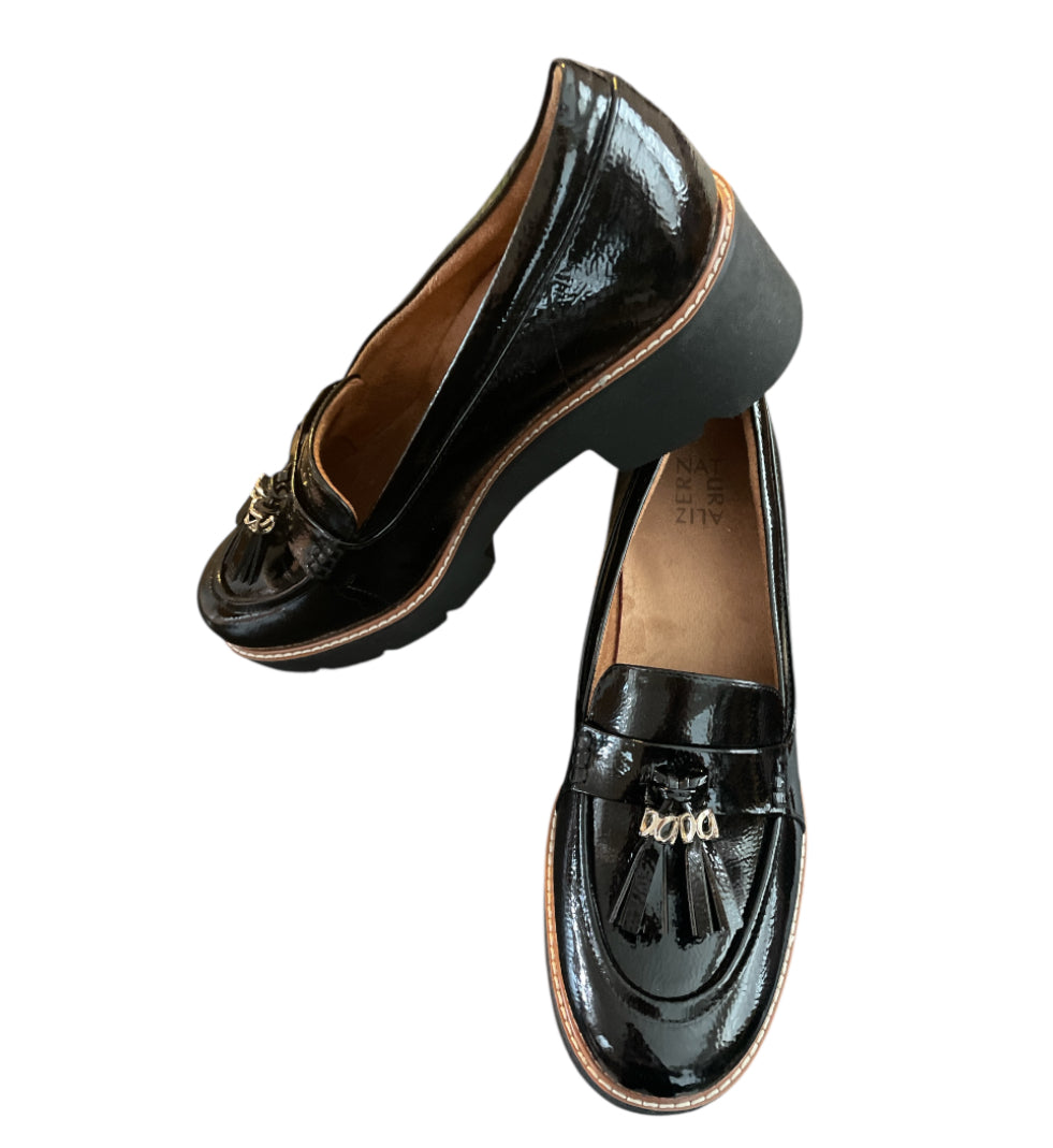 Naturalizer Black Committed Loafer (12)