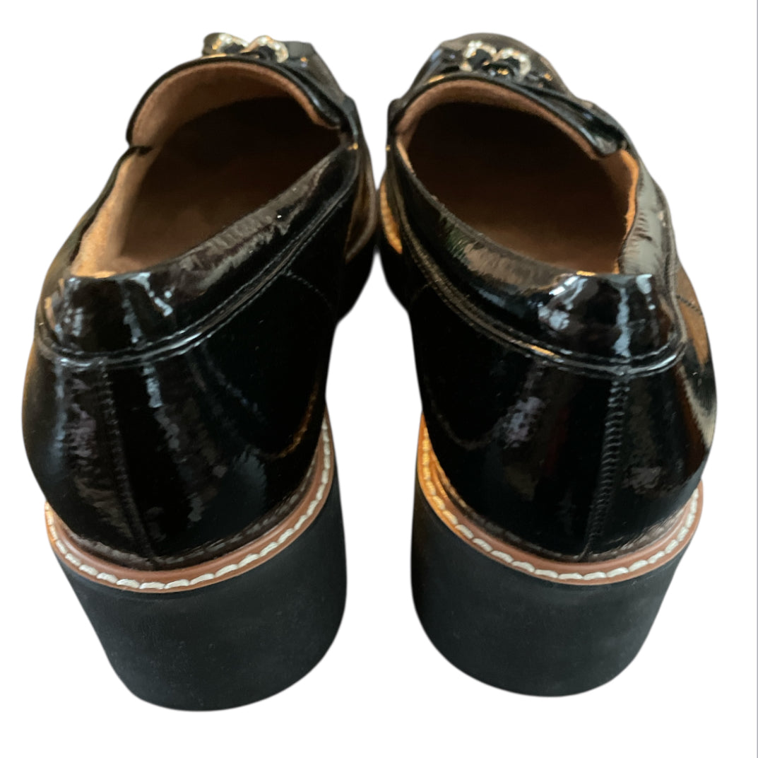 Naturalizer Black Committed Loafer (12)