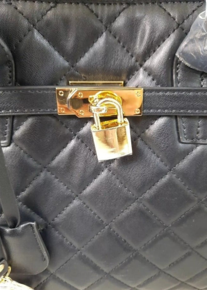 Badgley Mischka Big Quilted Black Diamond Pattern Tote Bag With Front Lock