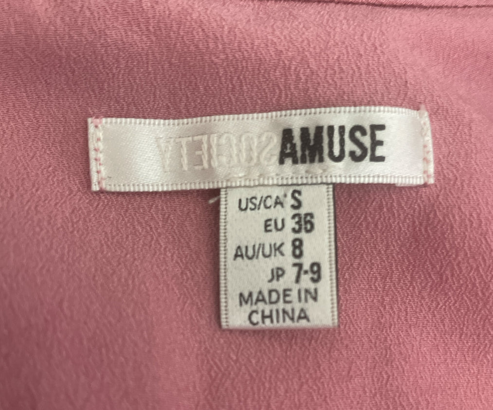 Amuse Society Mozambique Long Sleeve Woven top.(Large)