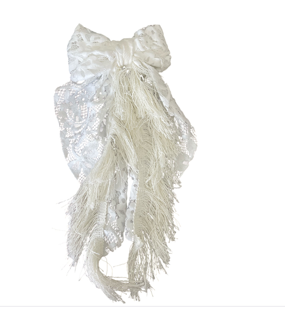 Wild Fable and Universal Thread Hair Bows