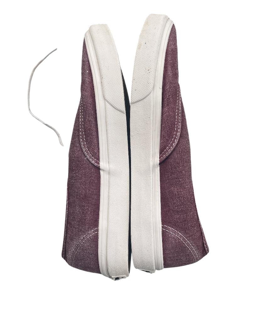 Vans Authentic in Burgundy (8.5)