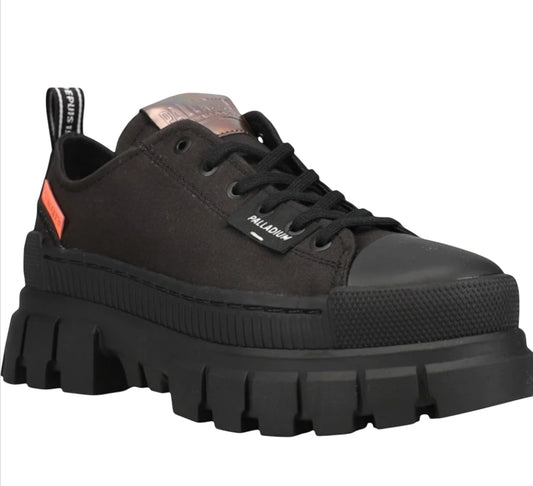 Palladium Revolt LO TX Black Sneakers (7.5)