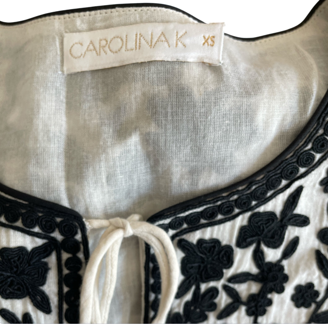 Carolina K Imogen Embroidered Tasseled Kimono Dress.(X-Small)