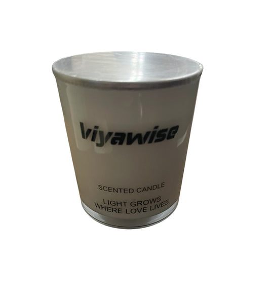 Viyawise Vanilla Scented Candle