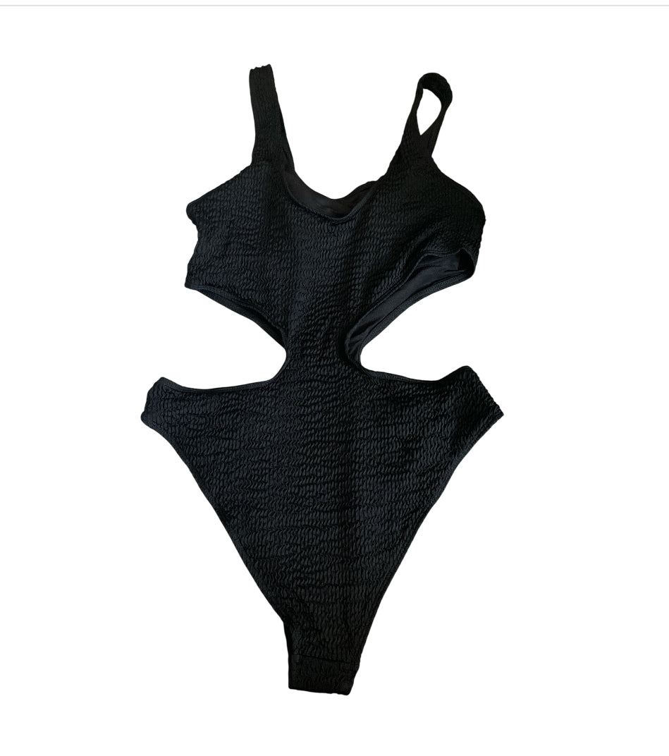 AndTheWhy Montce Ky Black One-Piece (Medium)