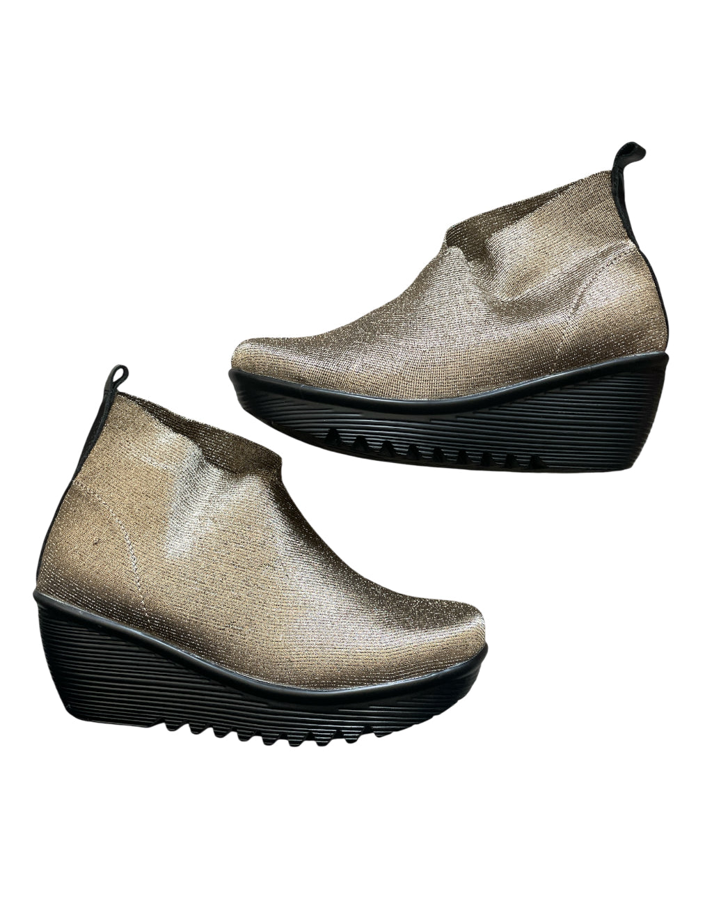 Bernie Mev Maile X Wedge Ankle Boots in Gold Woven Textile (8.5)