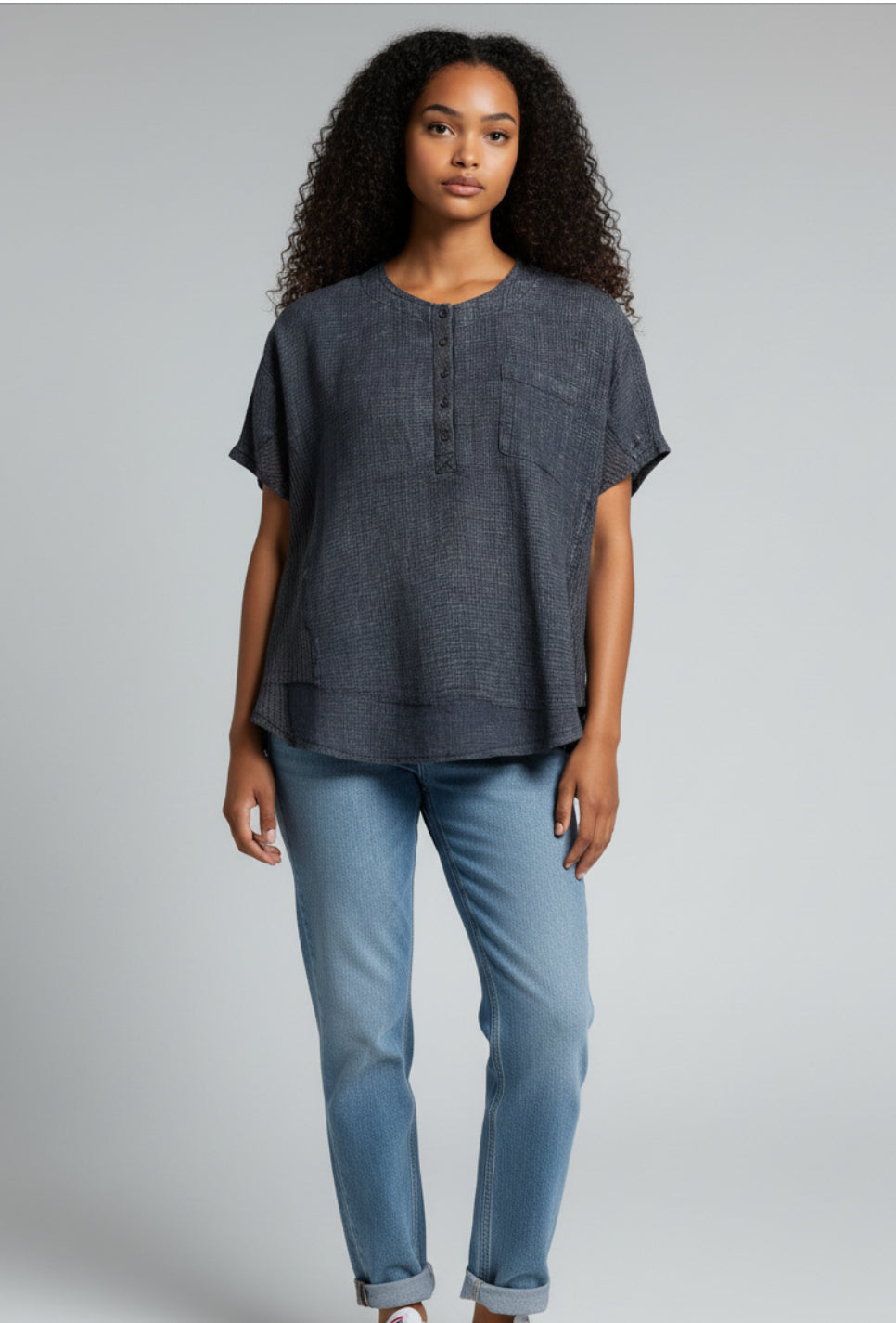 Zenana Washed Double Gauze 3/4 Button Henley Neck Shirt (Small/Medium)