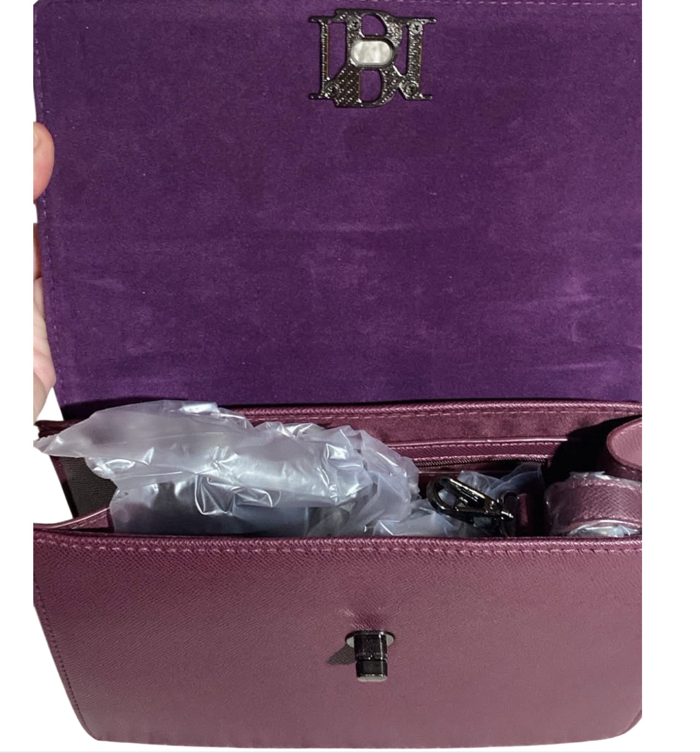 Badgley Mischka Plum Chain Detailed Bag