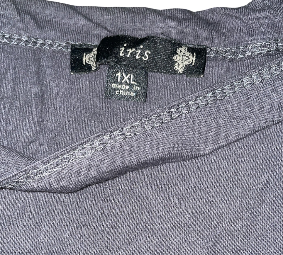 IRIS Los Angeles Freelove Distressed Tee (1x)