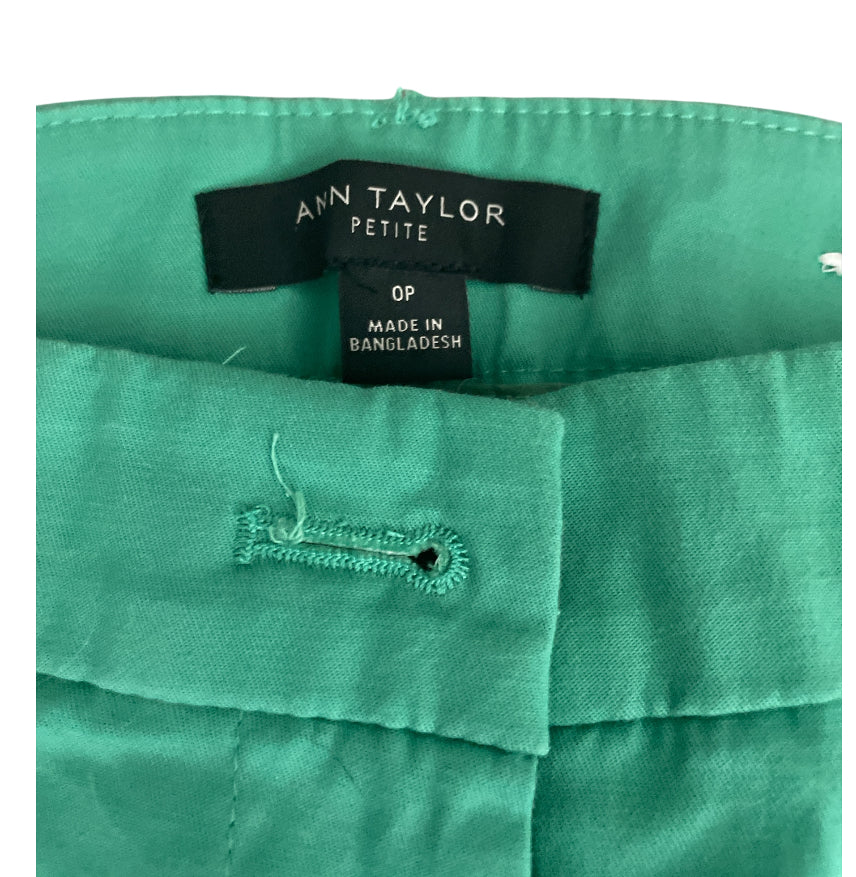 Ann Taylor Green The Cotton Crop Pant (0P)