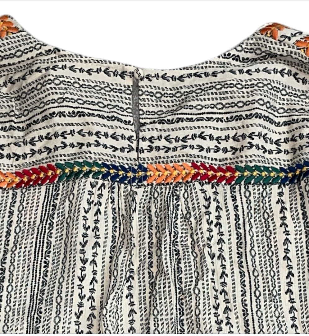 Savanna Jane Cream Tunic with Multicolor Embroidered V-Neck (2X)