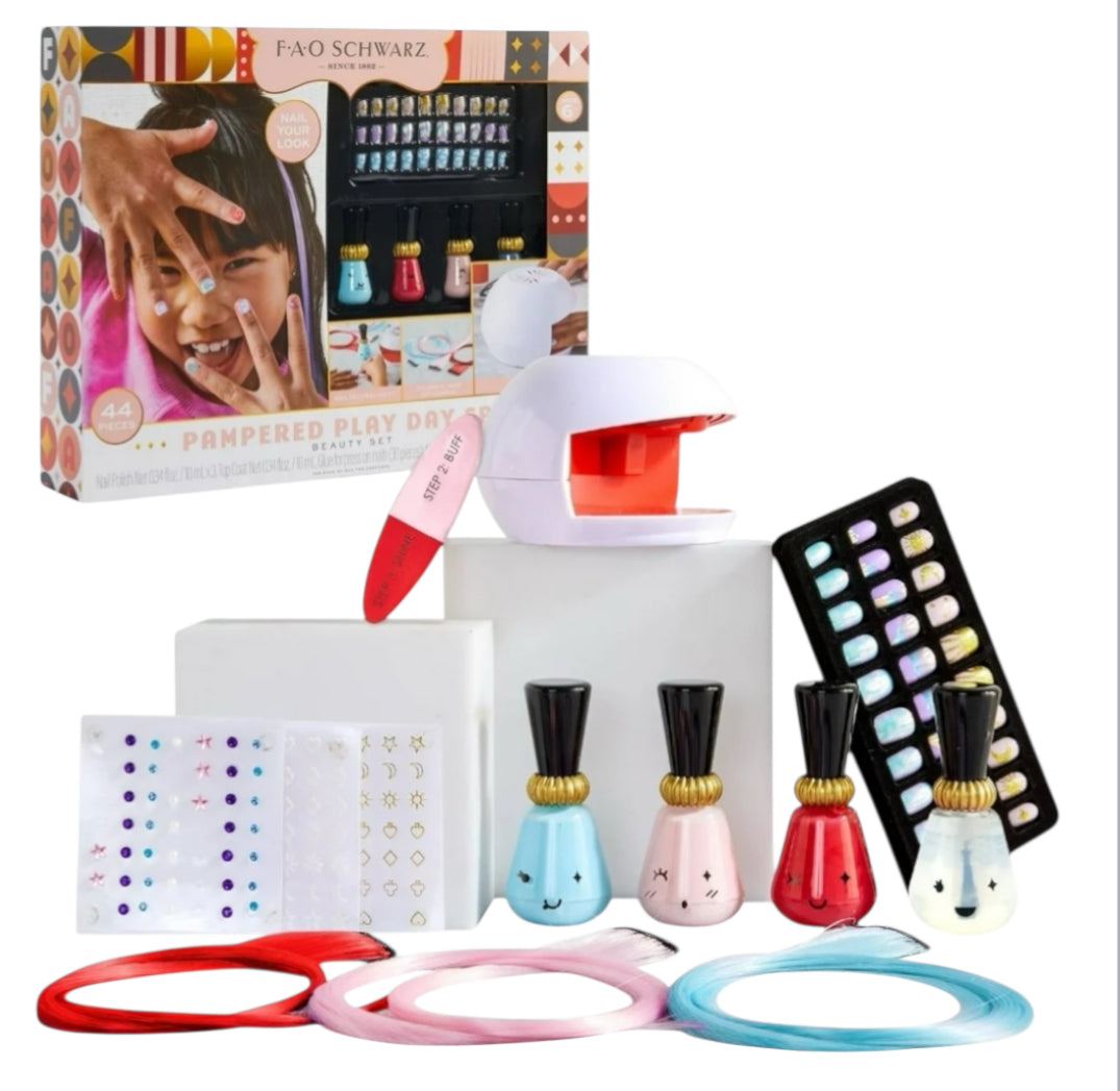 FAO Schwarz Pampered Play Day Spa Beauty Set