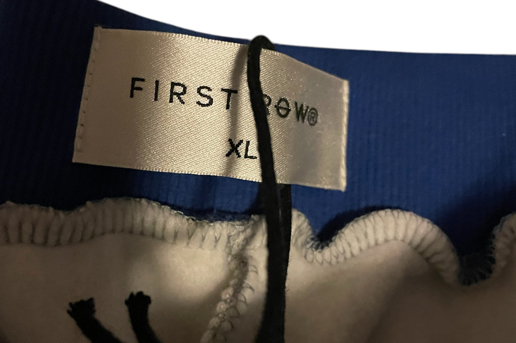 First Row Art Dept. Pen & Brush Flock Emb. Shorts.(X-Large)