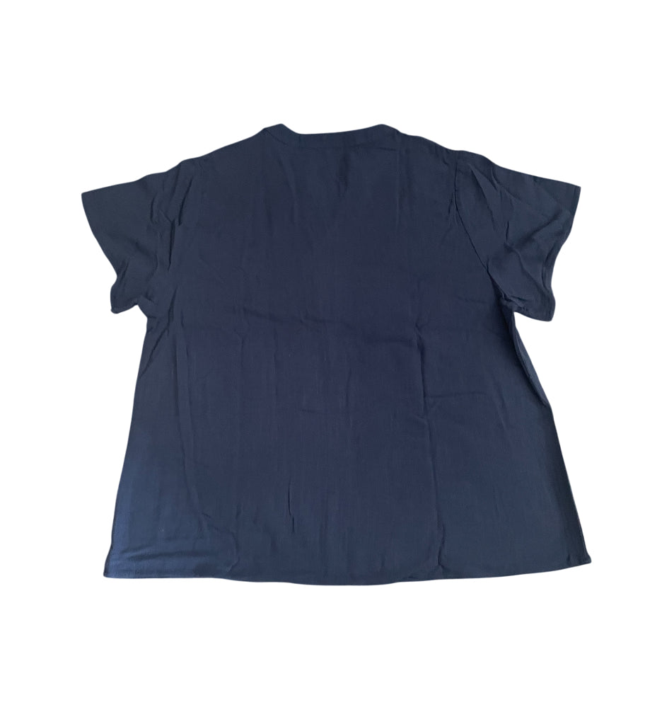 Fashion Space Navy Two-Piece Embroidered Top and Wide-Leg Pants (2x)