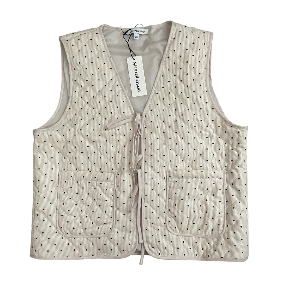 Pretty Garbage cream-colored quilted vest with a polka dot pattern (Large)