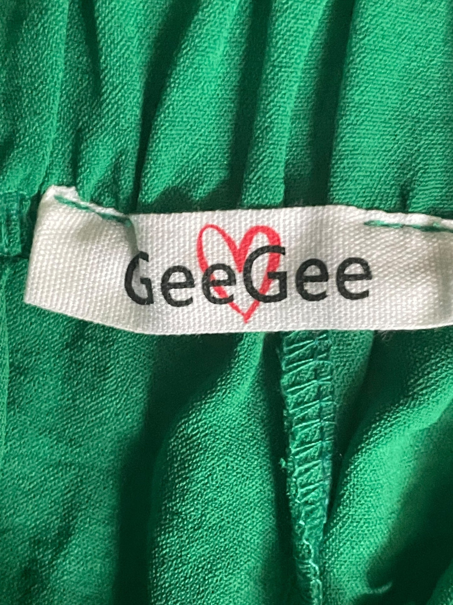 GeeGee green paperbag waist pleated shorts (Medium)
